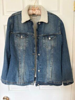 Stradivarius | Sherpa Lined Jean Jacket